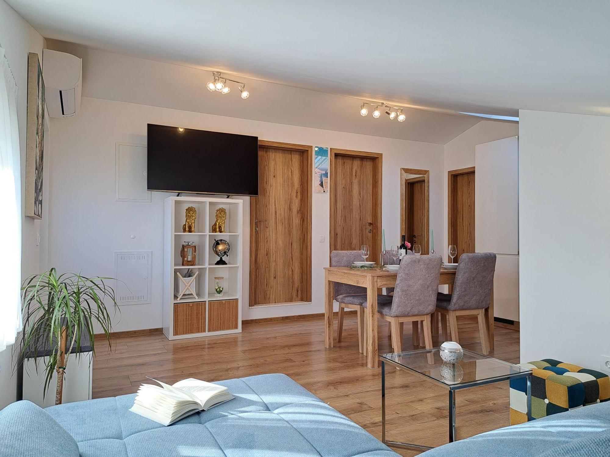 Apartments Jimmi Kaštela Eksteriør bilde